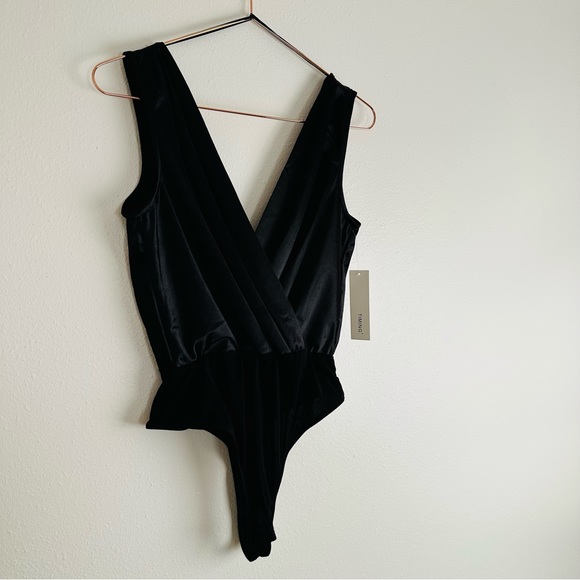 New Timing black satin v-neck sleeveless wrap effect bodysuit - Picture 7 of 7